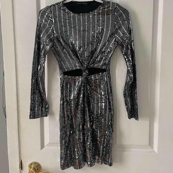2/20$ Zara mini dress small - Picture 1 of 3